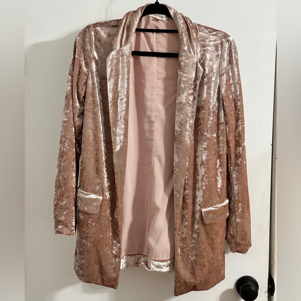 Honey Punch Velvet Jacket in Shimmering Cream